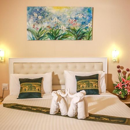 Korat Hotel - Sha Plus Nakhonratchasima Exteriér fotografie