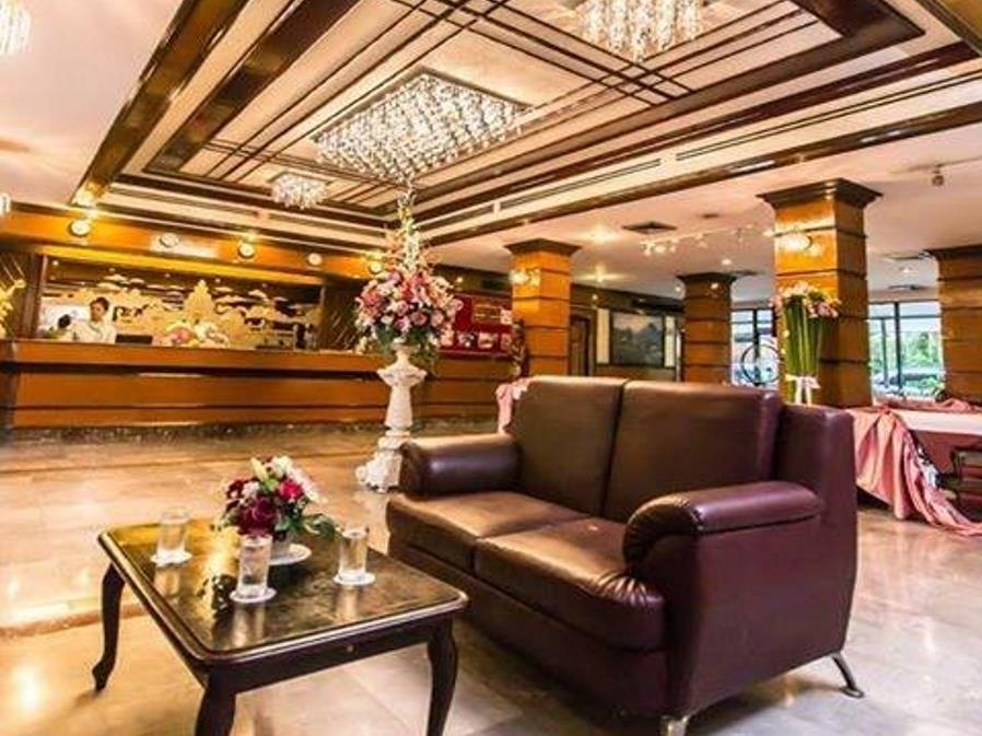 Korat Hotel - Sha Plus Nakhonratchasima Exteriér fotografie