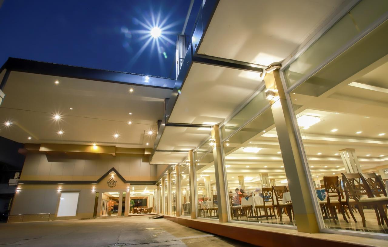 Korat Hotel - Sha Plus Nakhonratchasima Exteriér fotografie