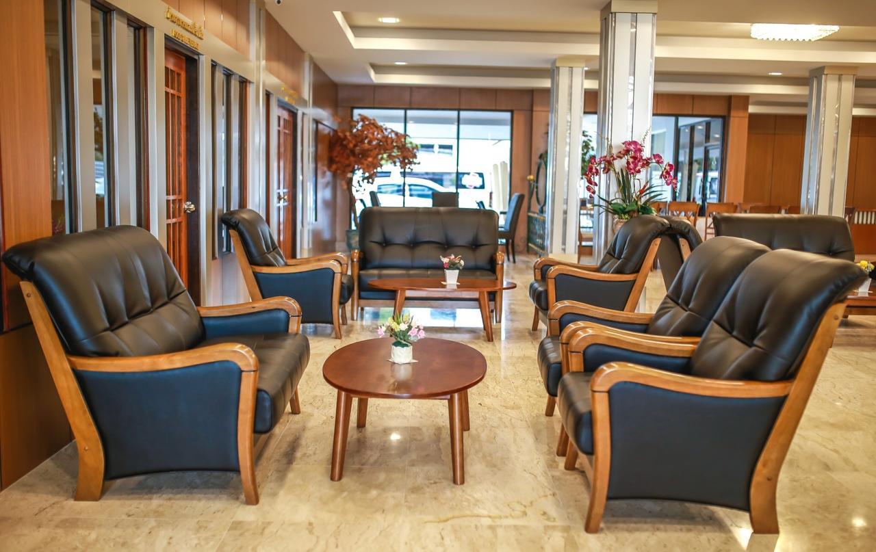 Korat Hotel - Sha Plus Nakhonratchasima Exteriér fotografie