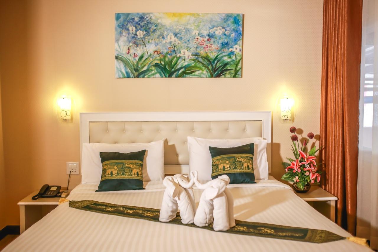 Korat Hotel - Sha Plus Nakhonratchasima Exteriér fotografie